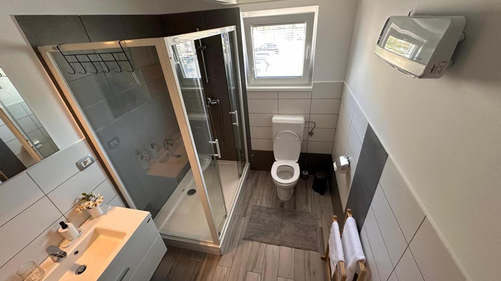 Apartment Stucin Віпава Екстер'єр фото