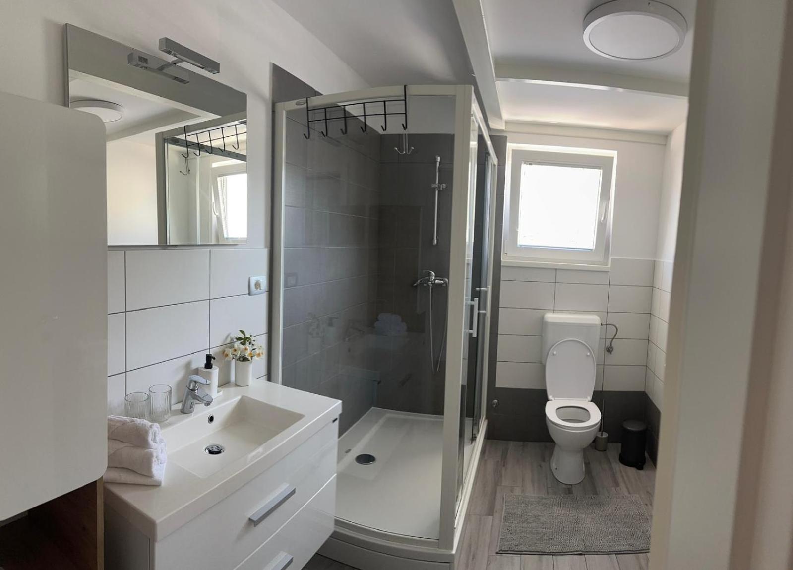 Apartment Stucin Віпава Екстер'єр фото